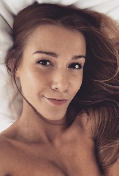Sahara Knite's Image
